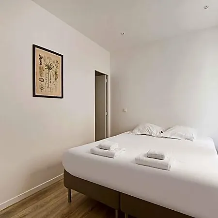 Magnificent - 2br/6p - Rochechouart פריז